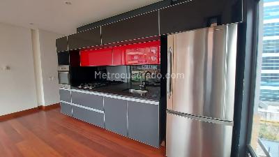 Apartamento de 2 alcobas en venta en El Chico Parque Virrey, Bogotá, 84 m² · foto 3 de 9