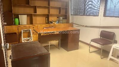 Apartamento de 3 alcobas en venta en La Candelaria, Bogotá, 79 m² · foto 3 de 13