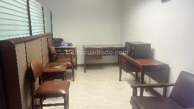 Apartamento de 3 alcobas en venta en La Candelaria, Bogotá, 79 m² · foto 5 de 13