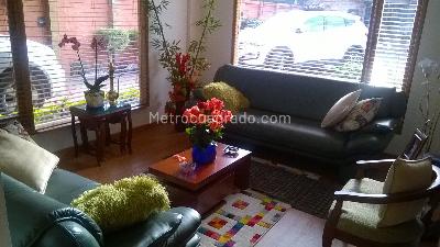 Casa de 5 alcobas en venta en Urbana C 188, Chía, 240 m² · foto 3 de 17