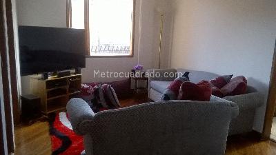 Casa de 5 alcobas en venta en Urbana C 188, Chía, 240 m² · foto 10 de 17