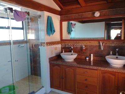 Casa de 5 alcobas en venta en Vereda Canelon C 157, Cajicá, 390 m² · foto 14 de 16