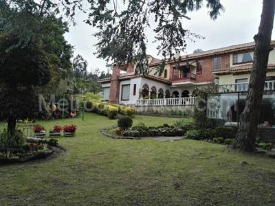 Casa de 5 alcobas en venta en Vereda Yerbabuena C 002, Chía, 680 m² · foto 3 de 14