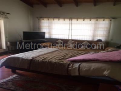 Casa de 4 alcobas en venta en Vereda La Balsa C 029, Chía, 300 m² · foto 8 de 12