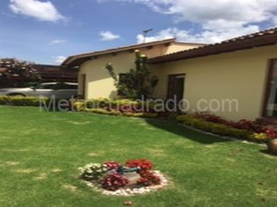 Casa de 4 alcobas en venta en Vereda La Balsa C 029, Chía, 300 m² · foto 3 de 12