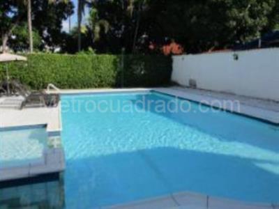 Casa de 5 alcobas en venta en Rural C 066, Girardot, 291 m² · foto 10 de 12