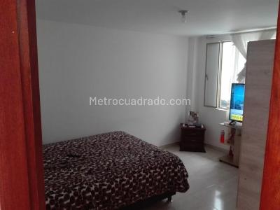 Casa de 5 alcobas en venta en Urbana C 222, Chía, 300 m² · foto 3 de 10
