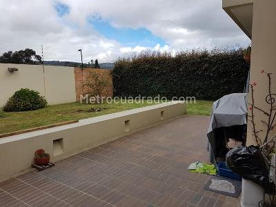Casa de 3 alcobas en venta en Vereda Calahorra C 045, Cajicá, 183 m² · foto 4 de 10