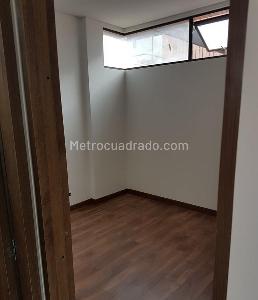 Casa de 3 alcobas en venta en Vereda Calahorra C 045, Cajicá, 183 m² · foto 8 de 10