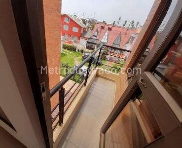 Apartamento de 3 alcobas en venta en Urbano A 022, Chía, 103 m² · foto 4 de 10