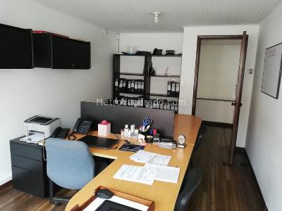 Casa de 4 alcobas en venta en Industrial Centenario C 156, Bogotá, 193 m² · foto 11 de 12