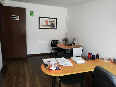Casa de 4 alcobas en venta en Industrial Centenario C 156, Bogotá, 193 m² · foto 12 de 12