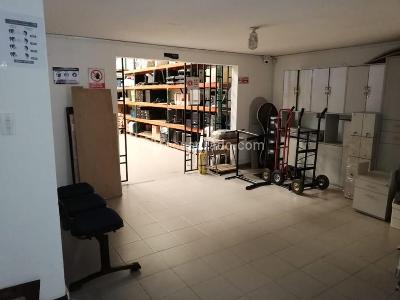 Casa de 4 alcobas en venta en Industrial Centenario C 156, Bogotá, 193 m² · foto 3 de 12