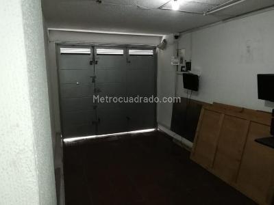 Casa de 4 alcobas en venta en Industrial Centenario C 156, Bogotá, 193 m² · foto 5 de 12