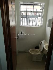 Casa de 4 alcobas en venta en Industrial Centenario C 156, Bogotá, 193 m² · foto 7 de 12