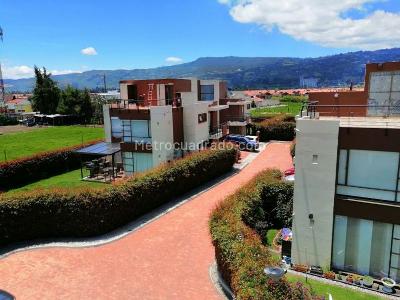 Casa de 3 alcobas en venta en Vereda Bojaca C 046, Chía, 241 m² · foto 3 de 14