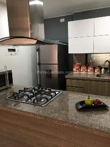 Apartamento de 3 alcobas en venta en Urbano A 013, Chía, 83 m² · foto 3 de 10