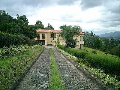 Casa de 4 alcobas en venta en Vereda Yerbabuena C 026, Chía, 300 m² · foto 3 de 10