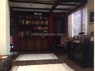 Casa de 3 alcobas en venta en Vereda Cerca De Piedra C 010, Chía, 275 m² · foto 13 de 20