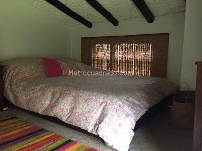 Casa de 3 alcobas en venta en Vereda Cerca De Piedra C 010, Chía, 275 m² · foto 15 de 20