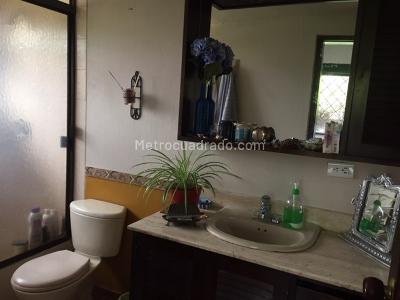 Casa de 3 alcobas en venta en Vereda Cerca De Piedra C 010, Chía, 275 m² · foto 19 de 20