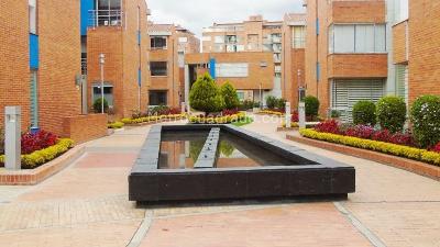 Casa de 3 alcobas en venta en Colina Prado Pinzon, Bogotá, 188 m² · foto 2 de 14