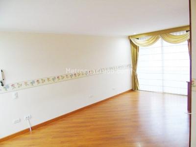 Casa de 3 alcobas en venta en Colina Prado Pinzon, Bogotá, 188 m² · foto 9 de 14
