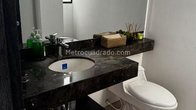 Casa de 4 alcobas en venta en Urbana Código C 075, Chía, 219 m² · foto 9 de 16