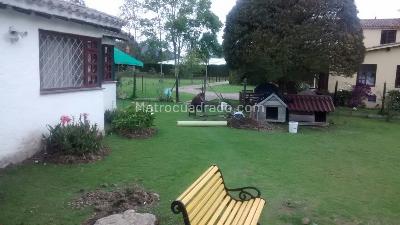 Casa de 4 alcobas en venta en Vereda Fonqueta Código C 125, Chía, 400 m² · foto 3 de 17