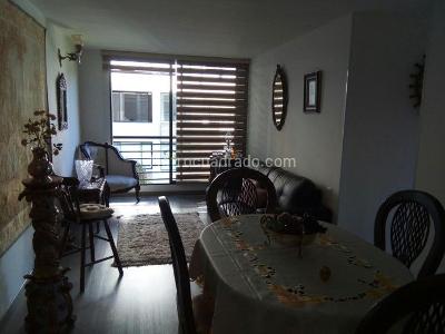 Apartamento de 3 alcobas en venta en Urbano A 012, Cajicá, 72 m² · foto 3 de 14