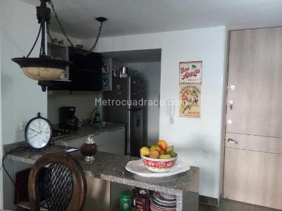 Apartamento de 3 alcobas en venta en Urbano A 012, Cajicá, 72 m² · foto 5 de 14