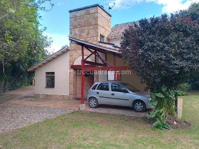 Casa de 3 alcobas en venta en Vereda Cerca De Piedra Código C 061, Chía, 154 m² · foto 3 de 20