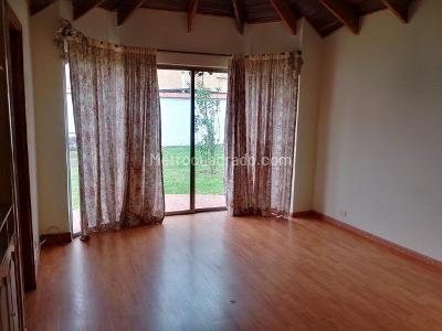 Casa de 4 alcobas en venta en Vereda La Balsa Código C 051, Chía, 220 m² · foto 18 de 20