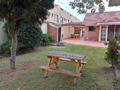 Casa de 4 alcobas en venta en Vereda La Balsa Código C 051, Chía, 220 m² · foto 3 de 20