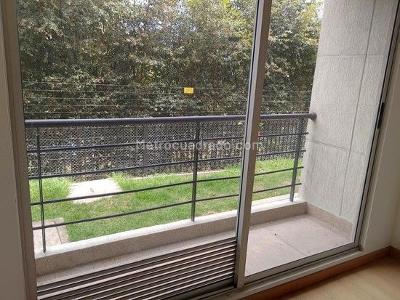 Apartamento de 3 alcobas en venta en Código A 005, Cajicá, 73 m² · foto 3 de 12