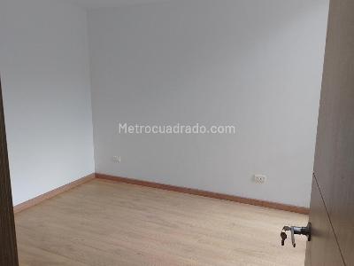 Apartamento de 3 alcobas en venta en Código A 005, Cajicá, 73 m² · foto 8 de 12
