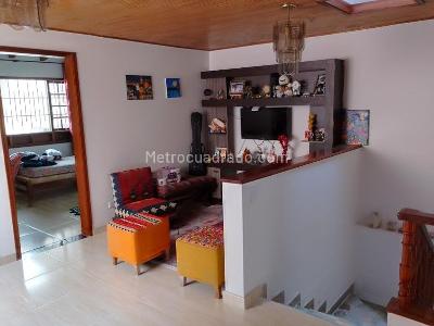 Casa de 4 alcobas en venta en Urbana Código C 062, Chía, 300 m² · foto 12 de 17