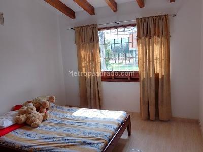 Casa de 4 alcobas en venta en Urbana Código C 062, Chía, 300 m² · foto 15 de 17