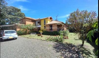 Casa de 5 alcobas en venta en Vereda Samaria Código C 023, Chía, 180 m² · foto 5 de 19