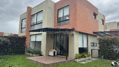 Casa de 3 alcobas en venta en Vereda Canelón Código C 064, Cajicá, 139 m² · foto 1 de 14