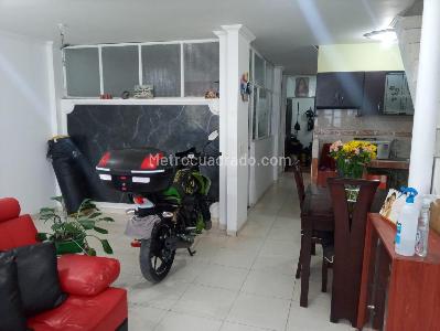 Casa de 5 alcobas en venta en Soacha, Soacha, 72 m² · foto 4 de 15