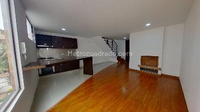 Apartamento de 1 alcoba en venta en Santa Paula Molinos, Bogotá, 69 m² · foto 2 de 12