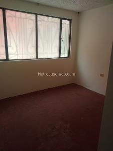 Casa de 5 alcobas en venta en Bosa Leon Xiii, Bogotá, 420 m² · foto 4 de 10