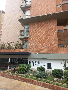 Apartamento de 3 alcobas en venta en Lisboa Suba, Bogotá, 276 m² · foto 2 de 20