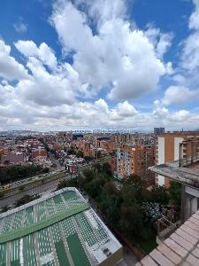Apartamento de 3 alcobas en venta en Lisboa Suba, Bogotá, 276 m² · foto 5 de 20