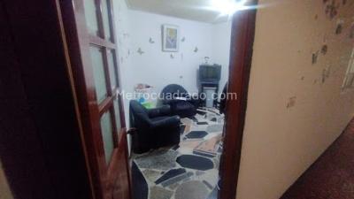 Casa de 5 alcobas en venta en Alquerias De La Fragua Sector El Pa, Bogotá, 84 m² · foto 10 de 20