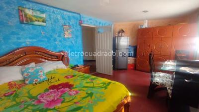 Casa de 5 alcobas en venta en Alquerias De La Fragua Sector El Pa, Bogotá, 84 m² · foto 13 de 20