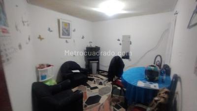 Casa de 5 alcobas en venta en Alquerias De La Fragua Sector El Pa, Bogotá, 84 m² · foto 19 de 20