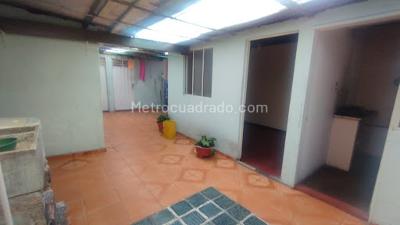 Casa de 5 alcobas en venta en Alquerias De La Fragua Sector El Pa, Bogotá, 84 m² · foto 4 de 20