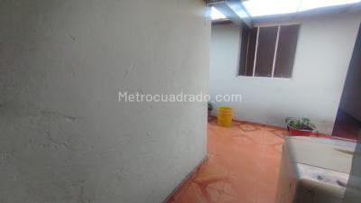 Casa de 5 alcobas en venta en Alquerias De La Fragua Sector El Pa, Bogotá, 84 m² · foto 5 de 20